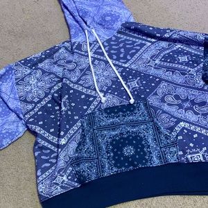 “FOREVER SLOUCHY HOODIE” from American Eagle.